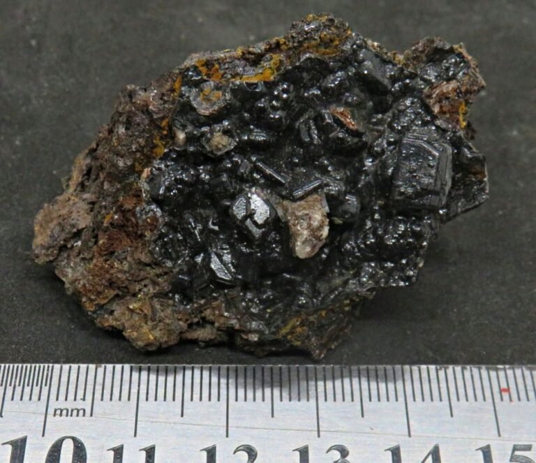 SOLD Cerussite after Anglesite Pseudomorph from Broken Hill (stock code B6C0122)