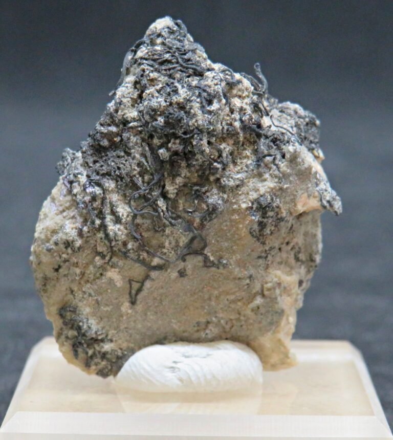 SOLD Native Silver from Brownes Shaft, Broken Hill (stock code B7H0322)