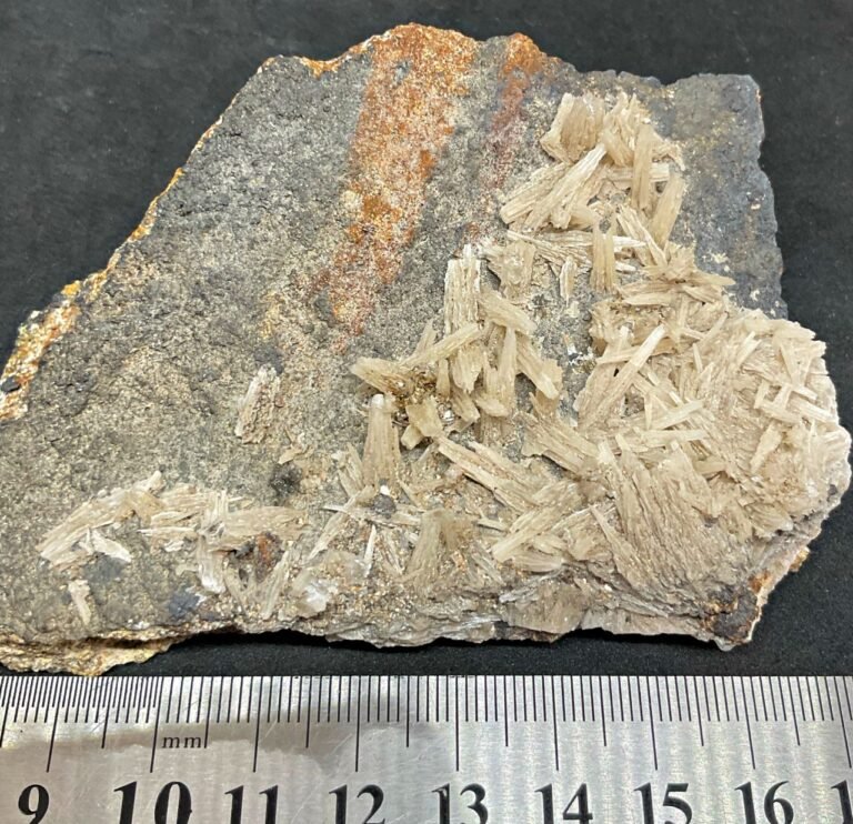 SOLD Cerussite, Broken Hill (stock code F9D2302)