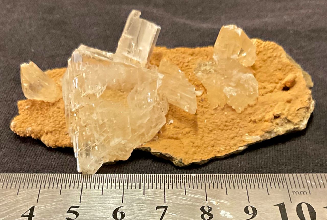 Gypsum Crystals (stock code COL04GYP)