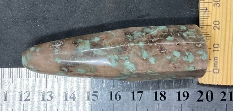 Nundorite Wand (stock code NunWnd01)