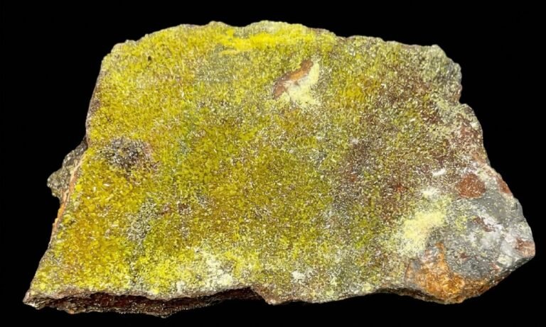 F1103IF26I Yellow Pyromorphite on Gossan